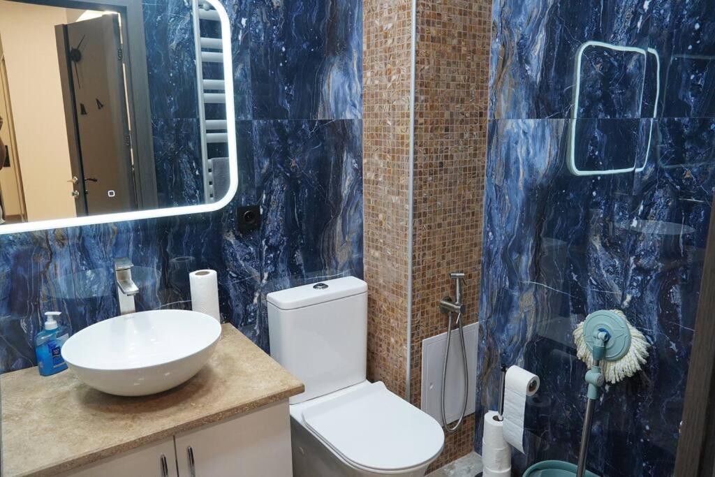 Lovely, Newly Remodeled Apartment In Yerevan! Exterior photo