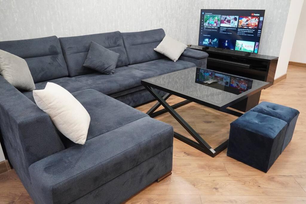 Lovely, Newly Remodeled Apartment In Yerevan! Exterior photo